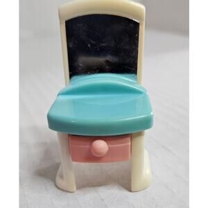 Dollhouse Mirrored Vanity Blue White Pink Dresser Drawer opens Toys R Us